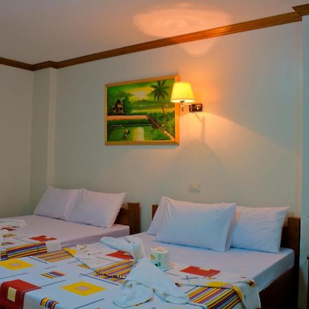 Sea Jewel Beach Resort Puerto Galera Eksteriør billede