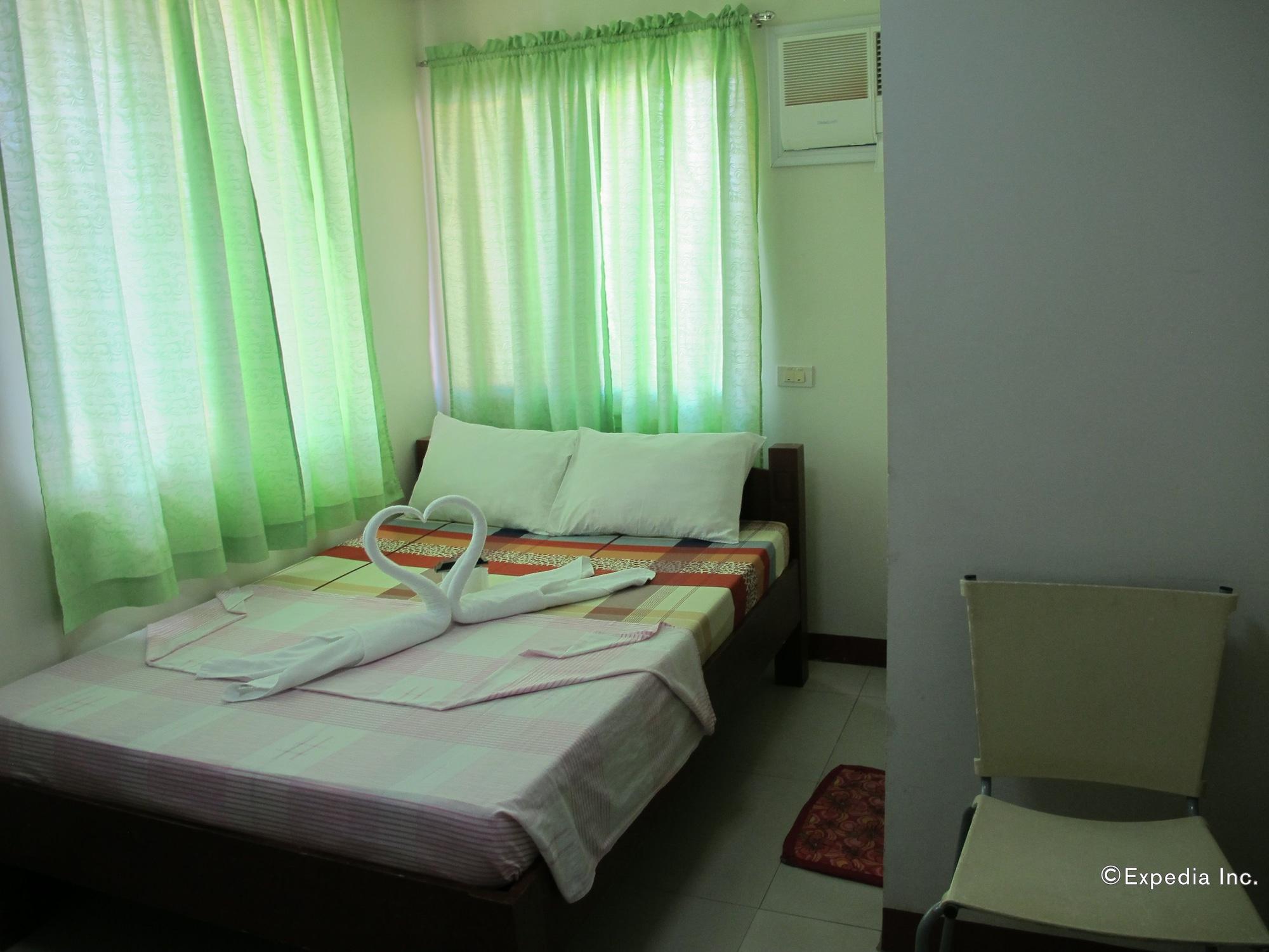 Sea Jewel Beach Resort Puerto Galera Eksteriør billede