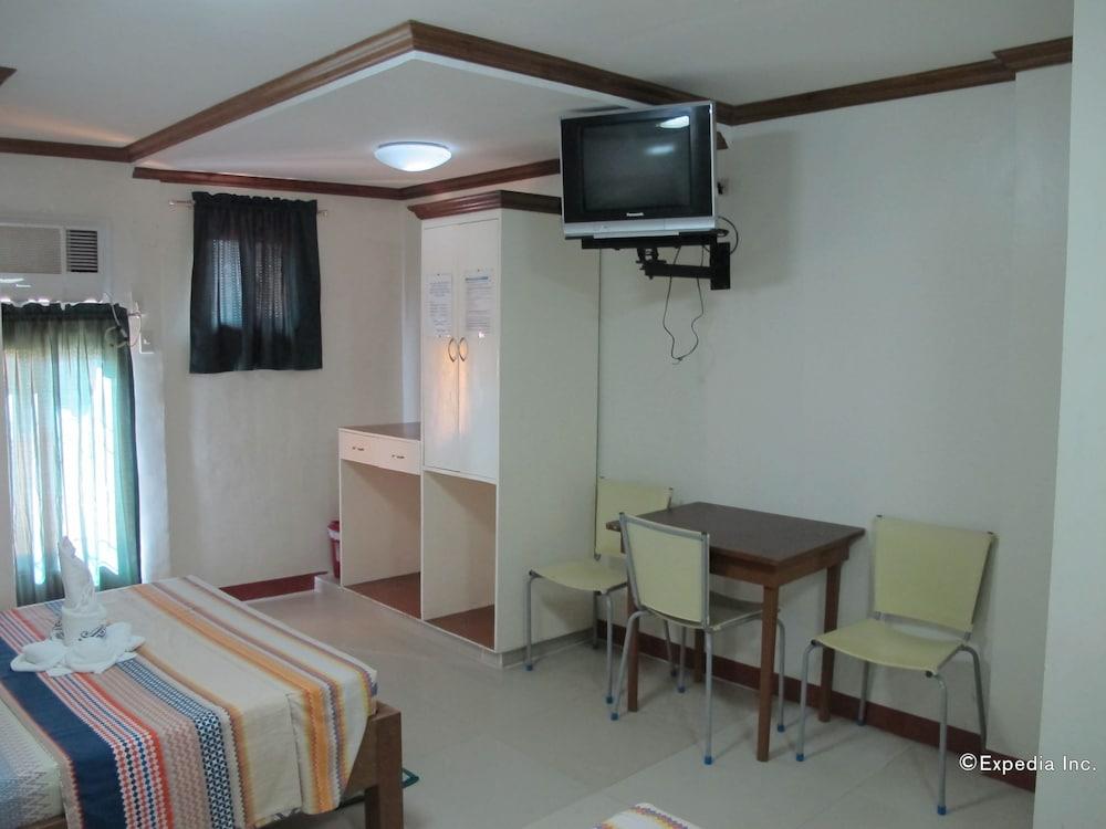 Sea Jewel Beach Resort Puerto Galera Eksteriør billede