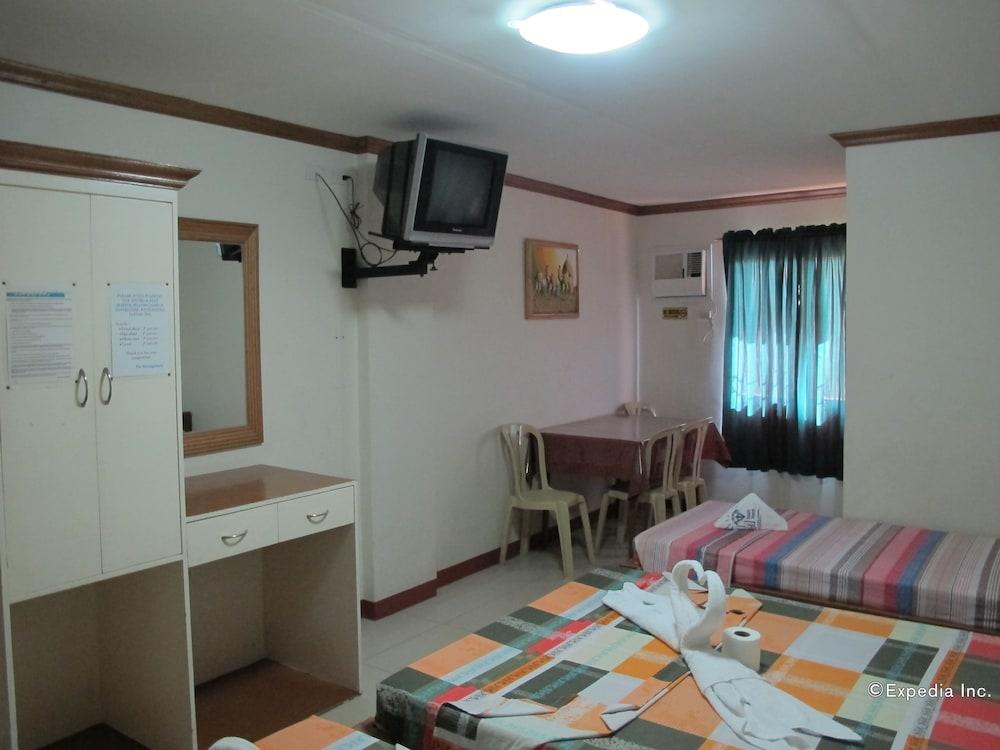 Sea Jewel Beach Resort Puerto Galera Eksteriør billede