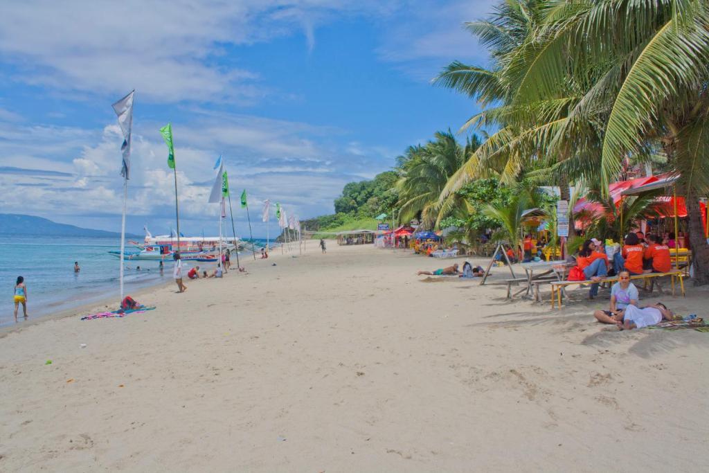 Sea Jewel Beach Resort Puerto Galera Eksteriør billede
