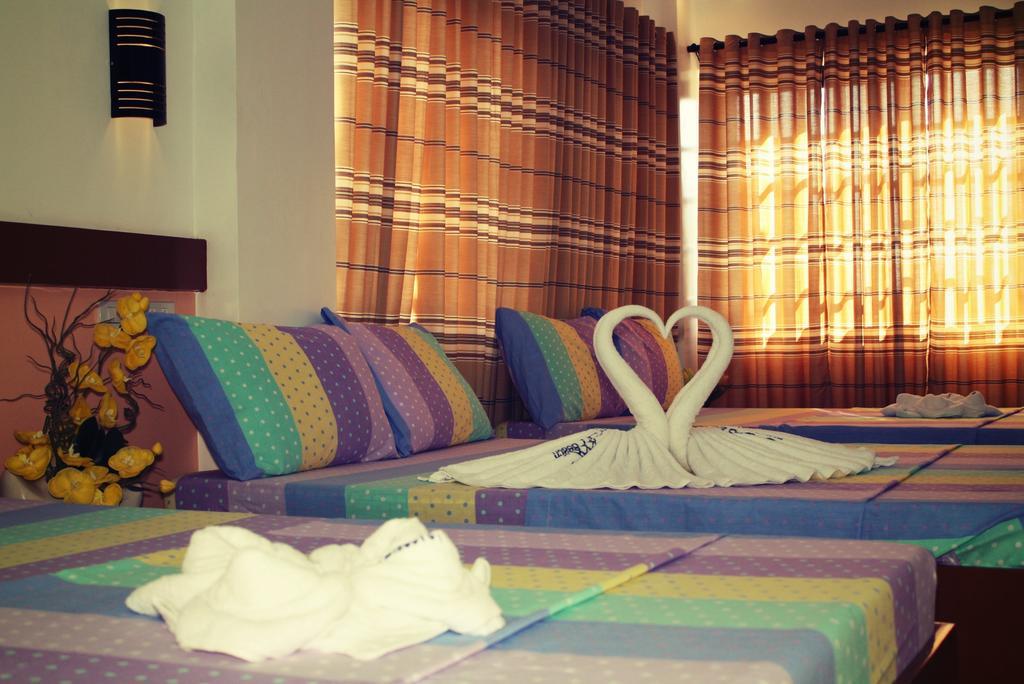 Sea Jewel Beach Resort Puerto Galera Eksteriør billede