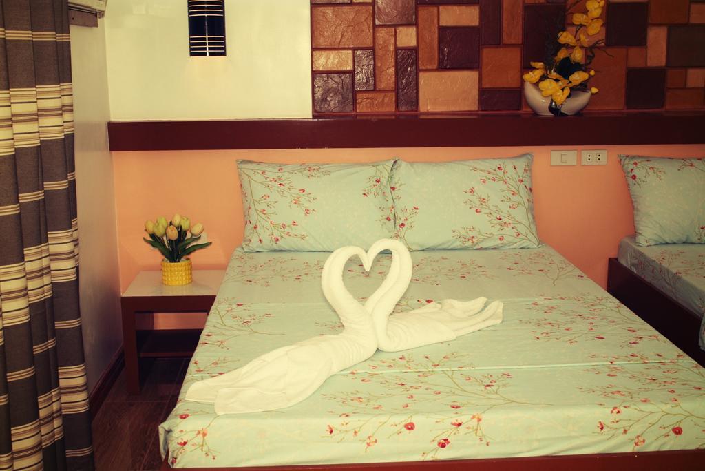 Sea Jewel Beach Resort Puerto Galera Eksteriør billede
