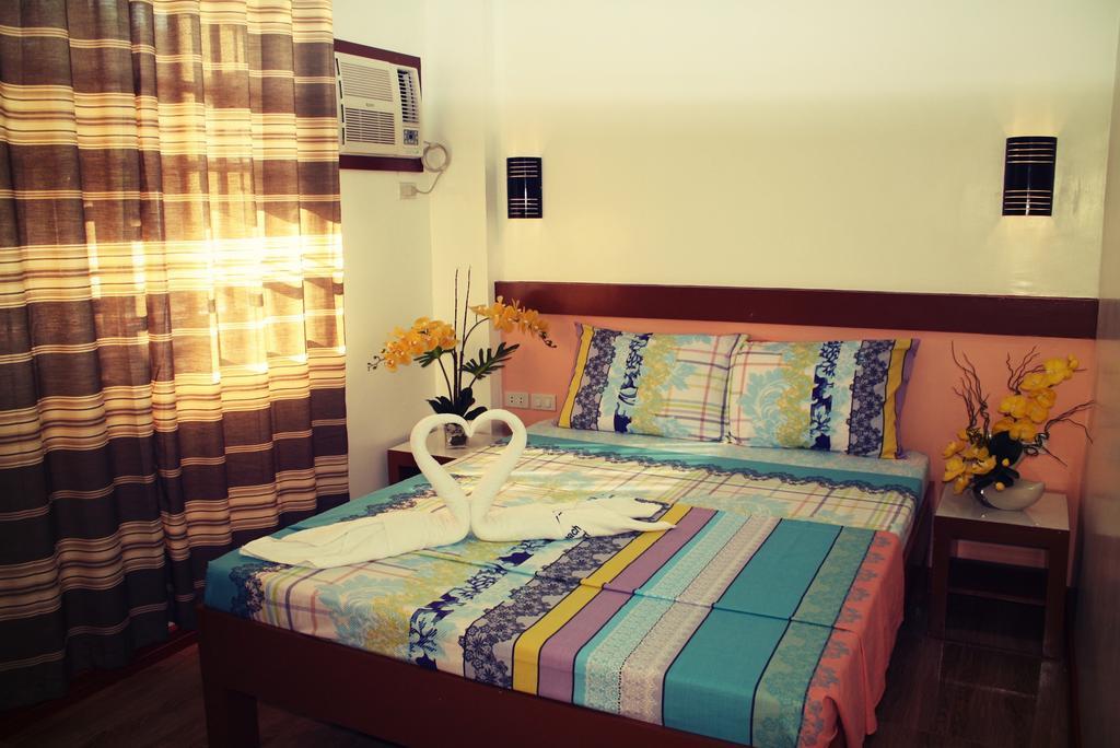 Sea Jewel Beach Resort Puerto Galera Eksteriør billede