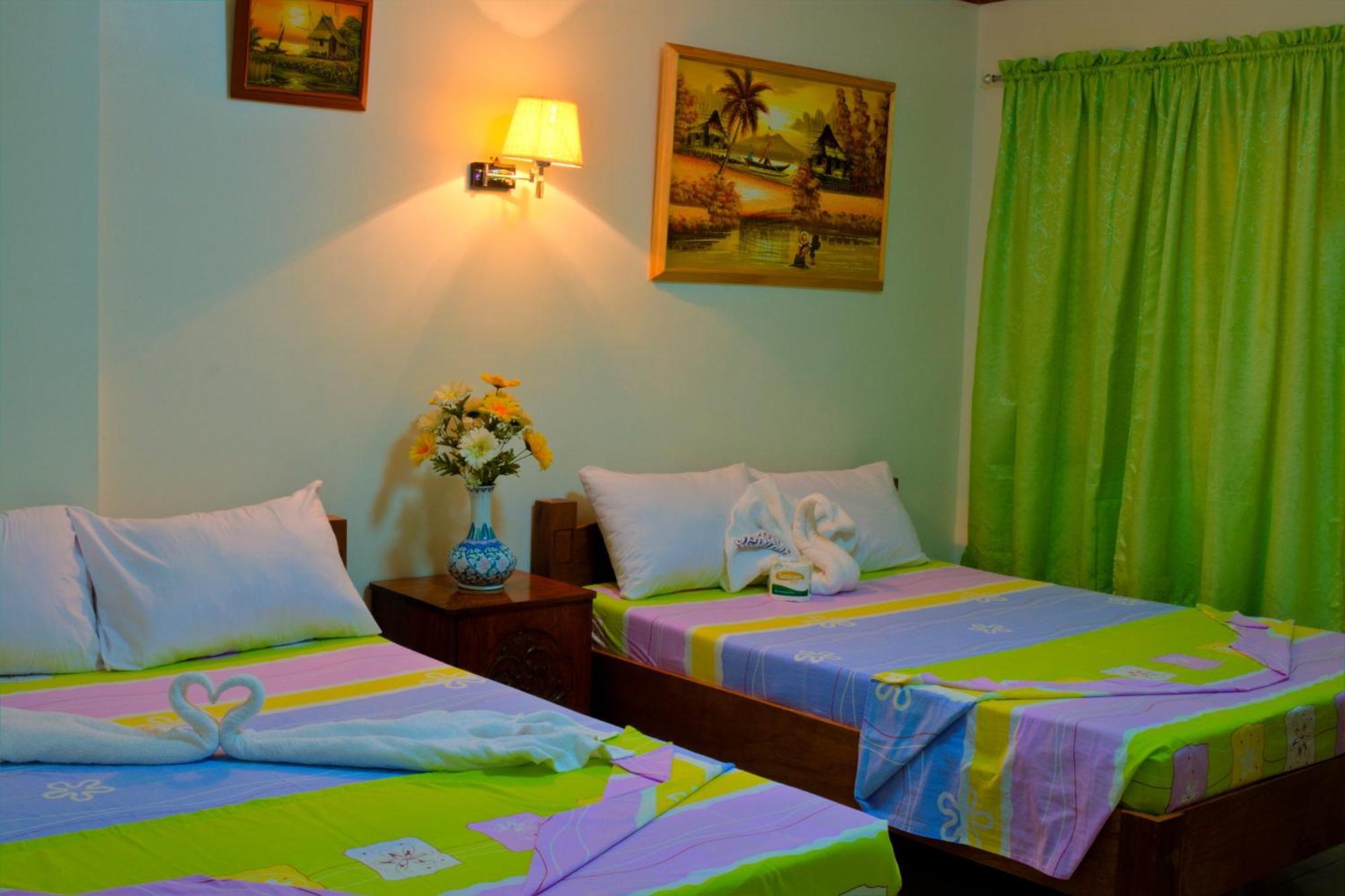 Sea Jewel Beach Resort Puerto Galera Eksteriør billede