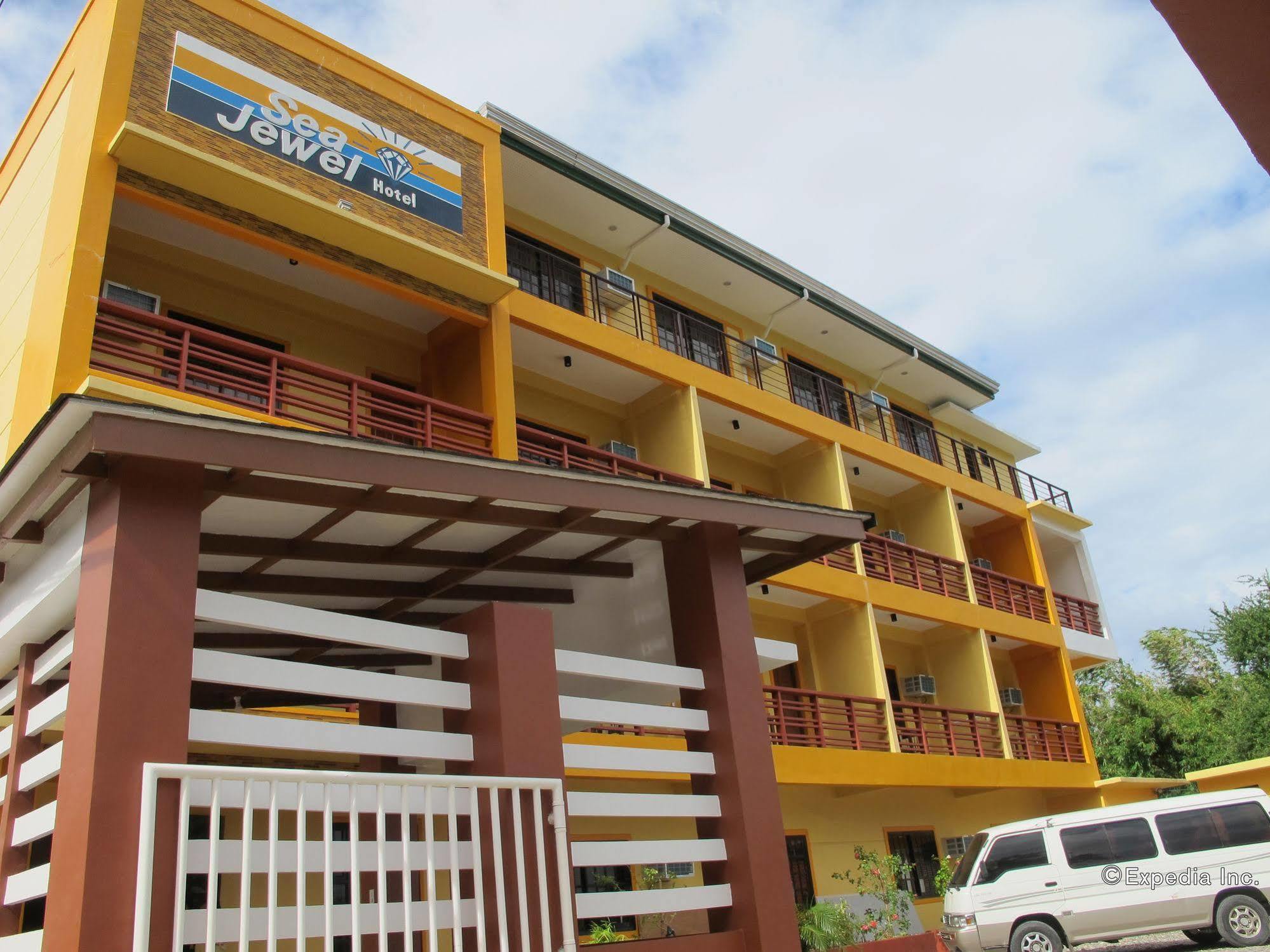 Sea Jewel Beach Resort Puerto Galera Eksteriør billede